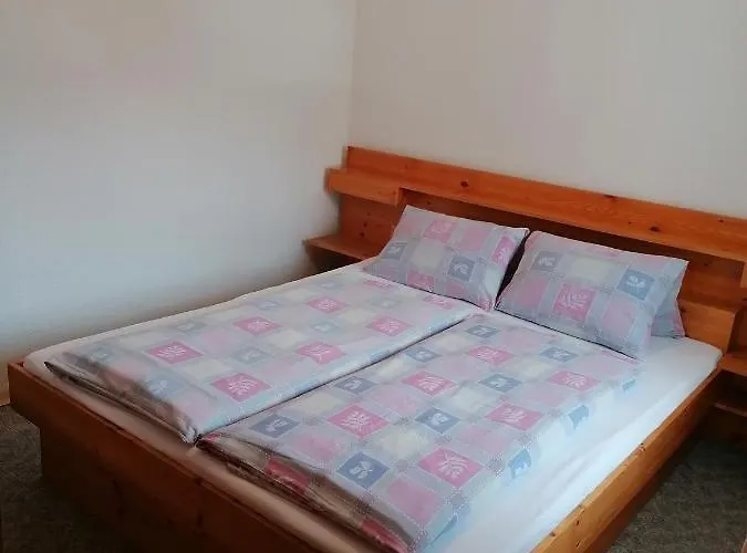 Apartman Kail Thomas *