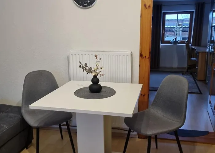 Kail Thomas Apartman