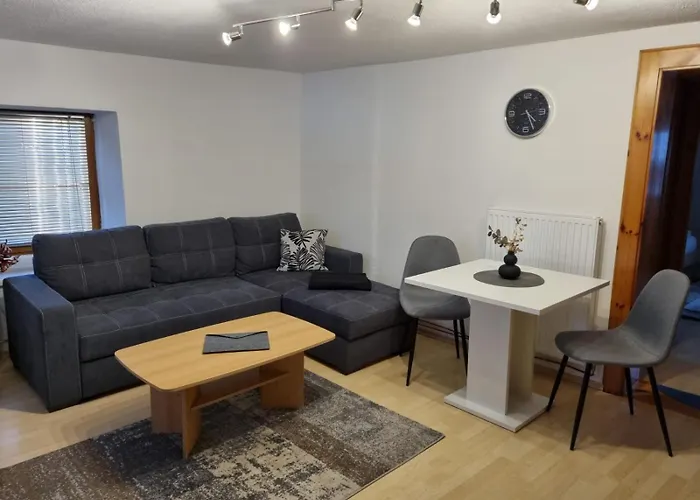 Apartman Kail Thomas *